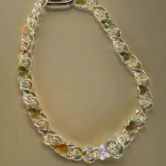 New resin Iridescent Heart Necklace - Picture 12 of 12